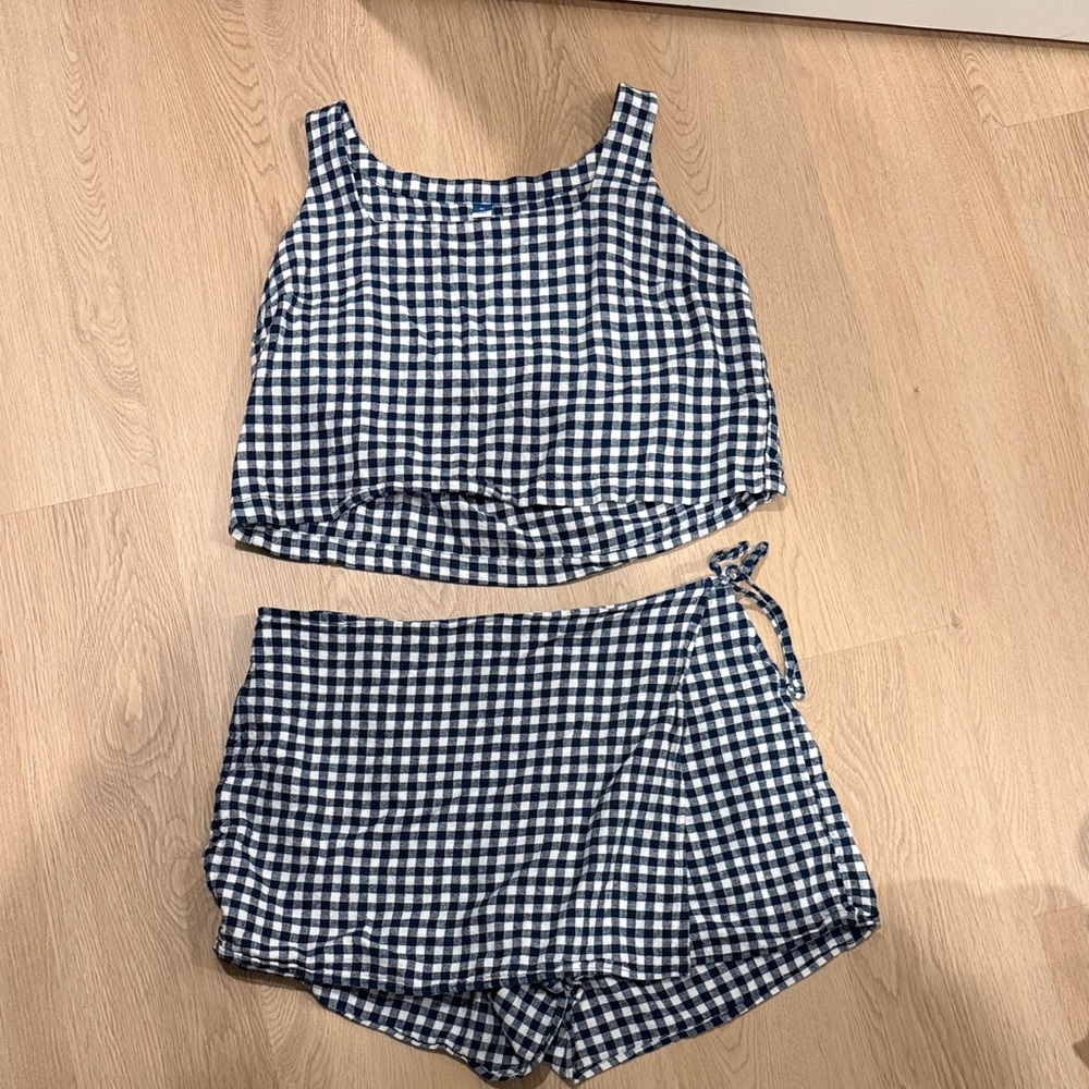 Old Navy Navy and White Gingham Set